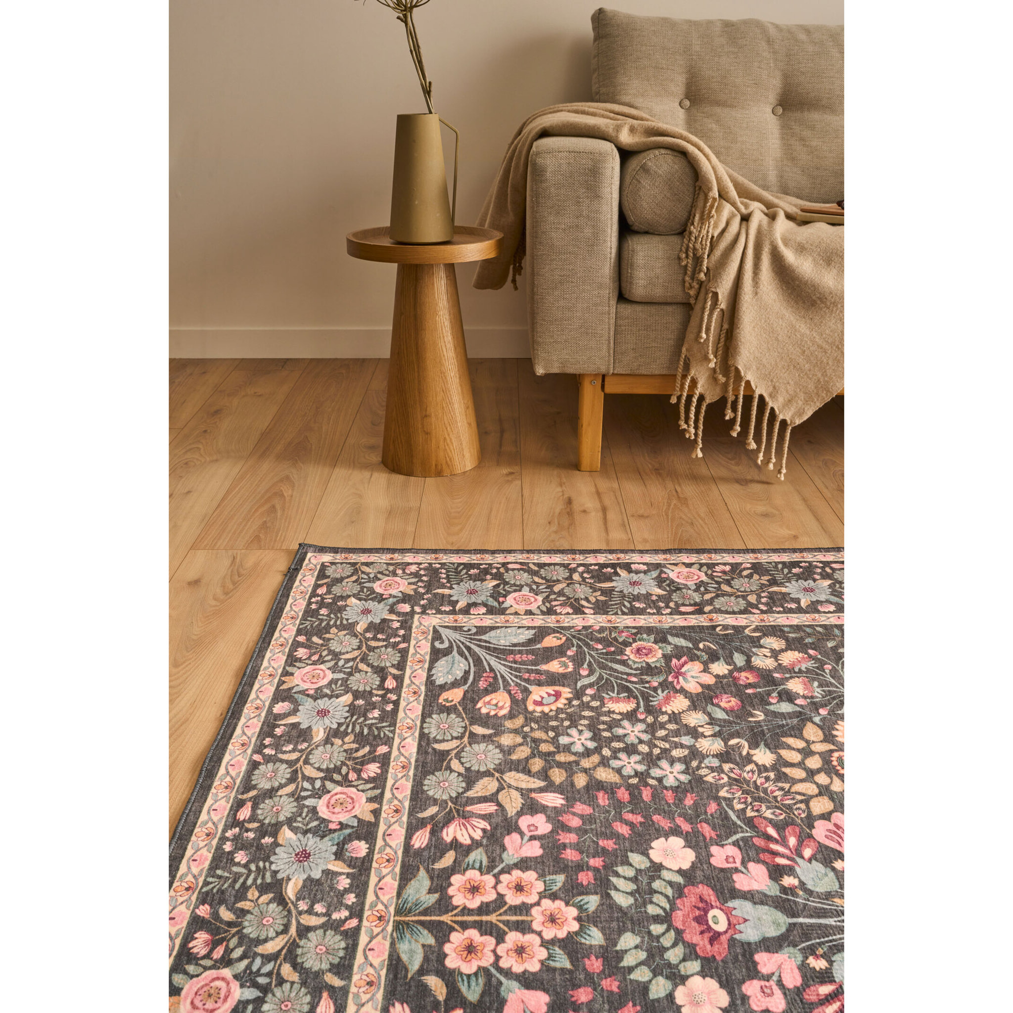 OTTOMAN - Tapis à poils courts doux à motif fleuri noir