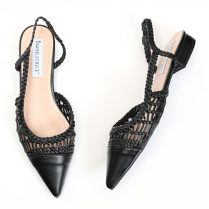 Ballerine in simil pelle con intreccio