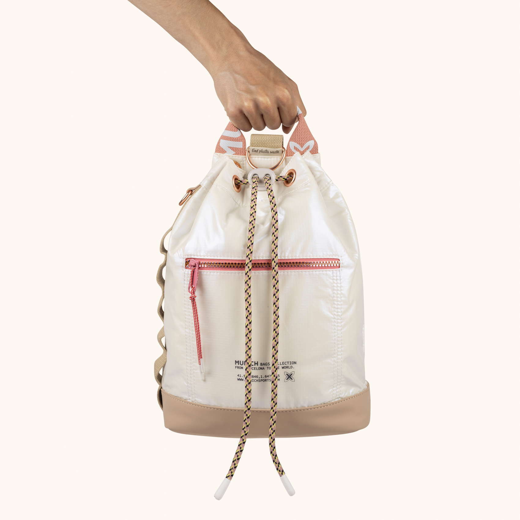 Mochila Saco Adaptable en Poliamida Reciclada DEEP RECYCLED DRAWSTRING BACKPACK HONEY