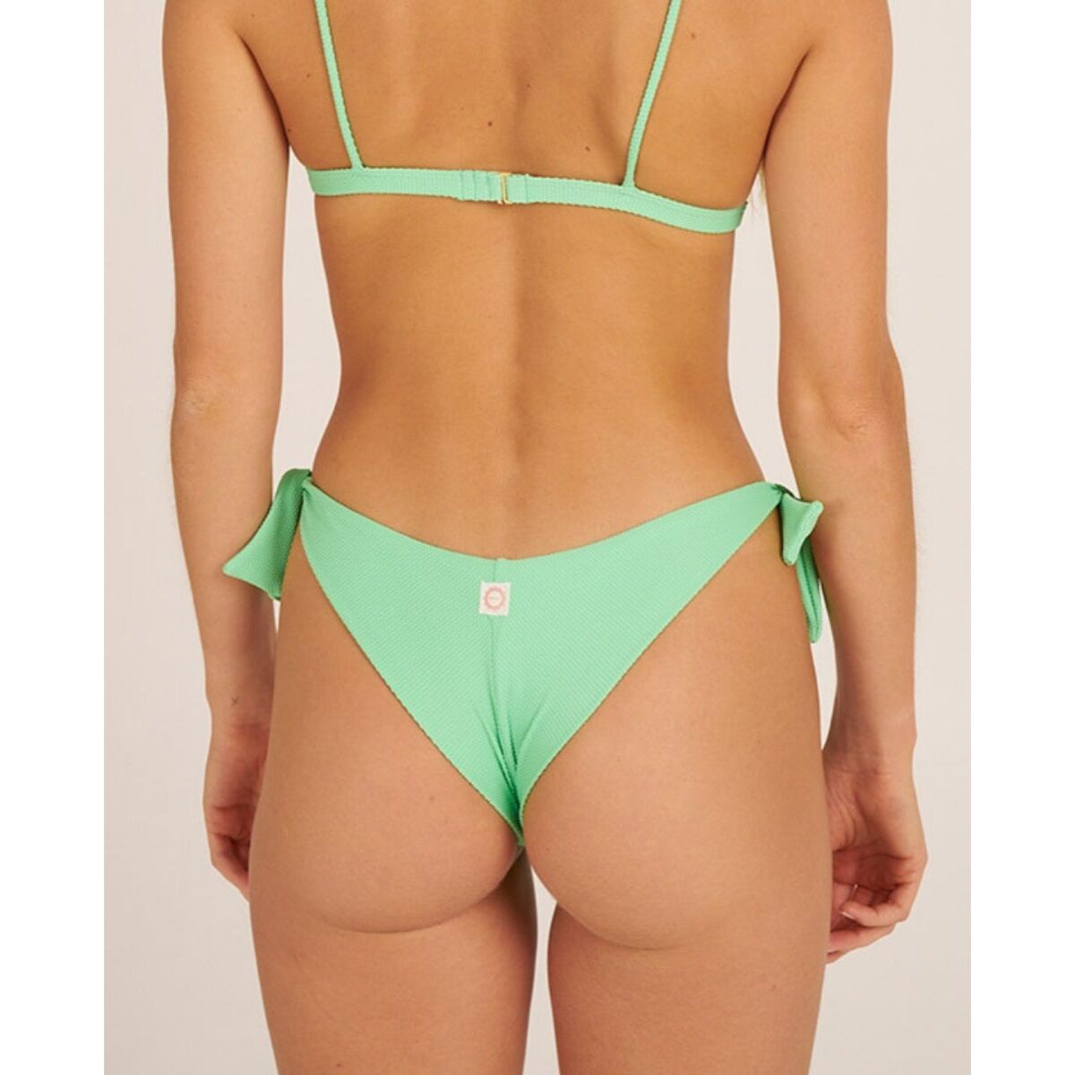 Braga de bikini brasileña con lazos en tejido piqué