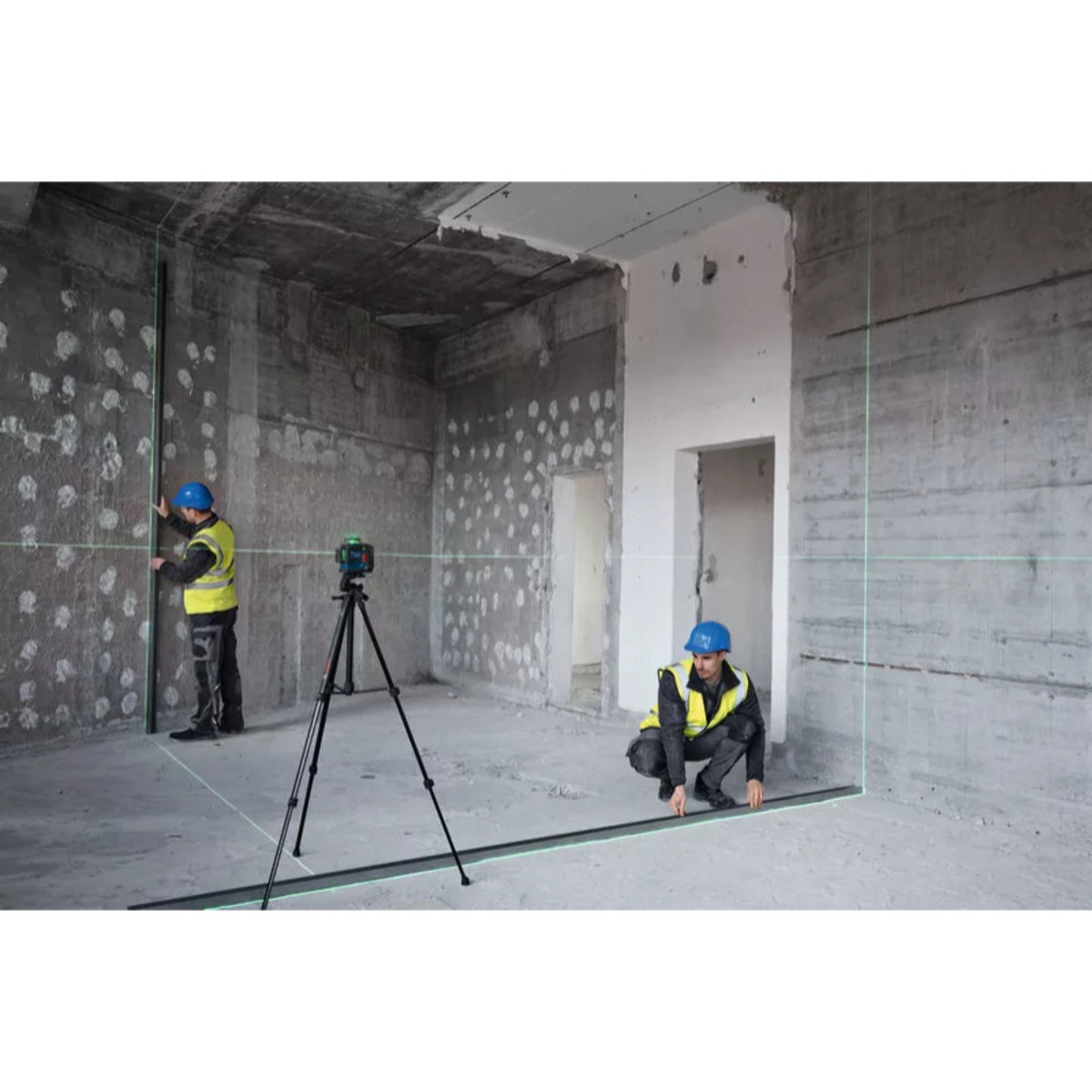 Laser lignes 3 plans GLL 80-33 G Professional + 4 piles 1.5 V LR6 AA - BOSCH - 601065500