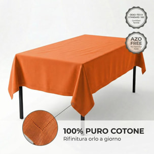 Tovaglia in cotone ajour elegante e raffinata, tessuto morbido e resistente, ideale per tavola quotidiana e occasioni formali, design versatile e curato, facile da lavare e stirare, certificata sicura per uso alimentare