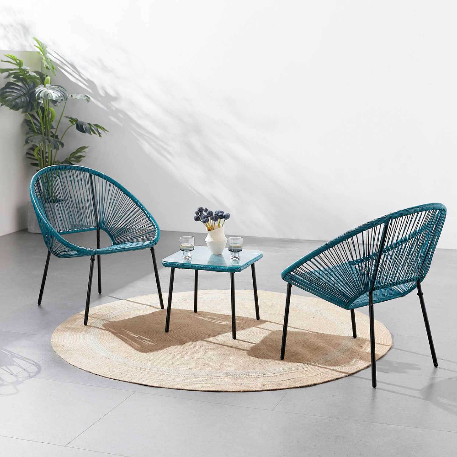 Set de 2 fauteuils + table basse bleu LIO