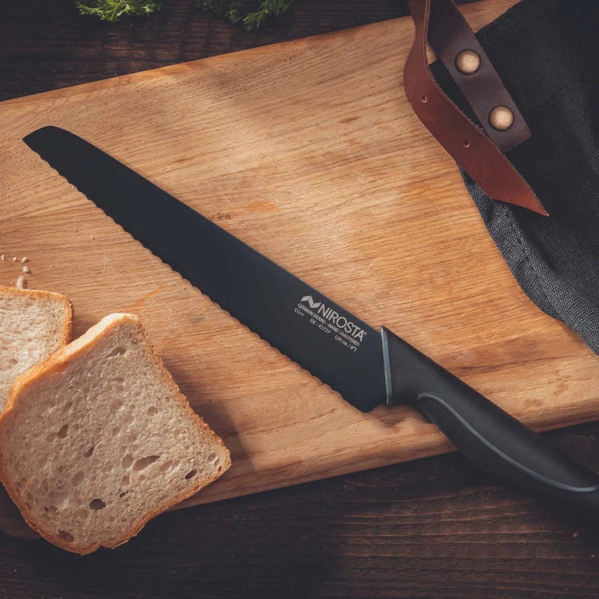 Couteau à pain dentelé Nirosta Black Edition