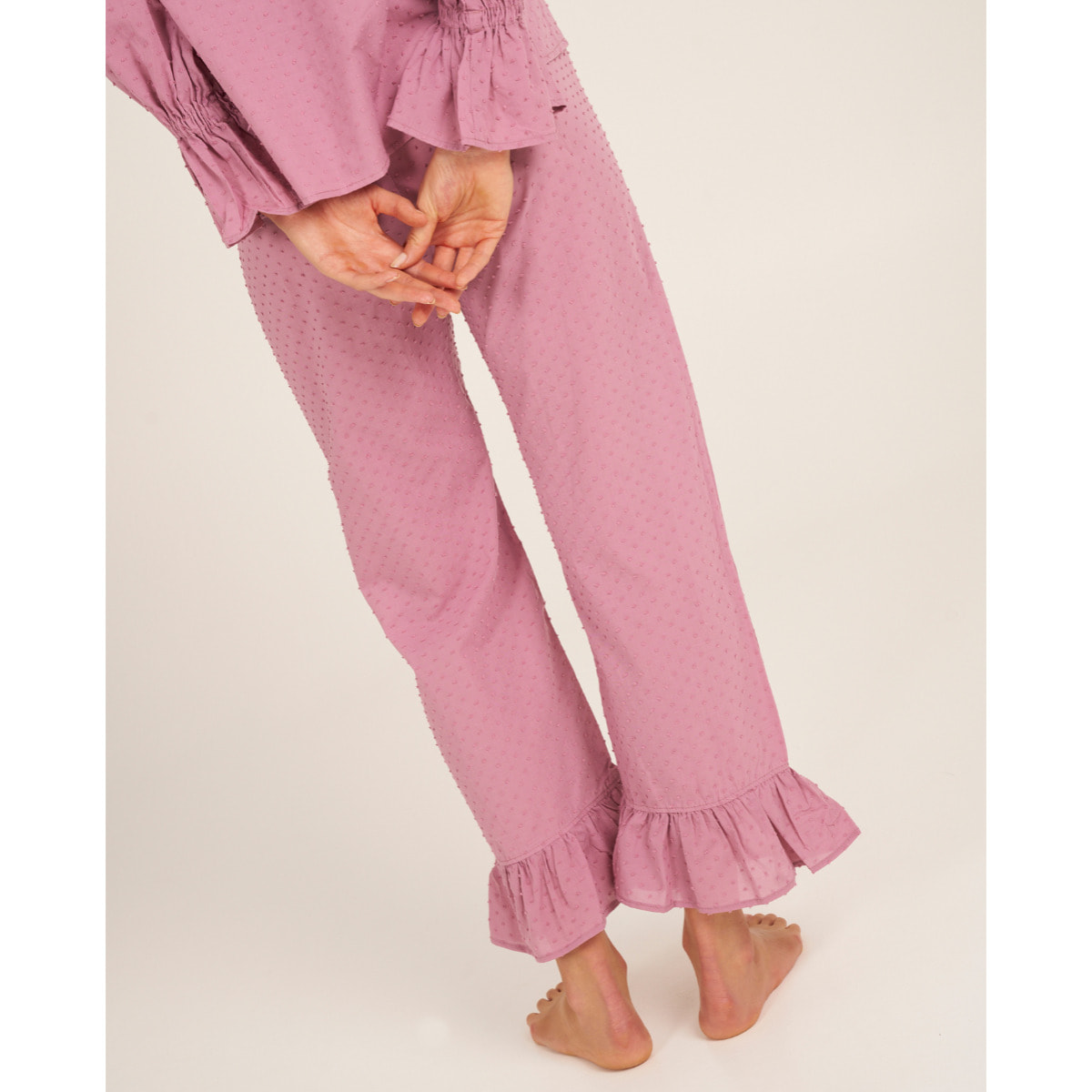 Pantalón de pijama de mujer con volantes en el bajo
