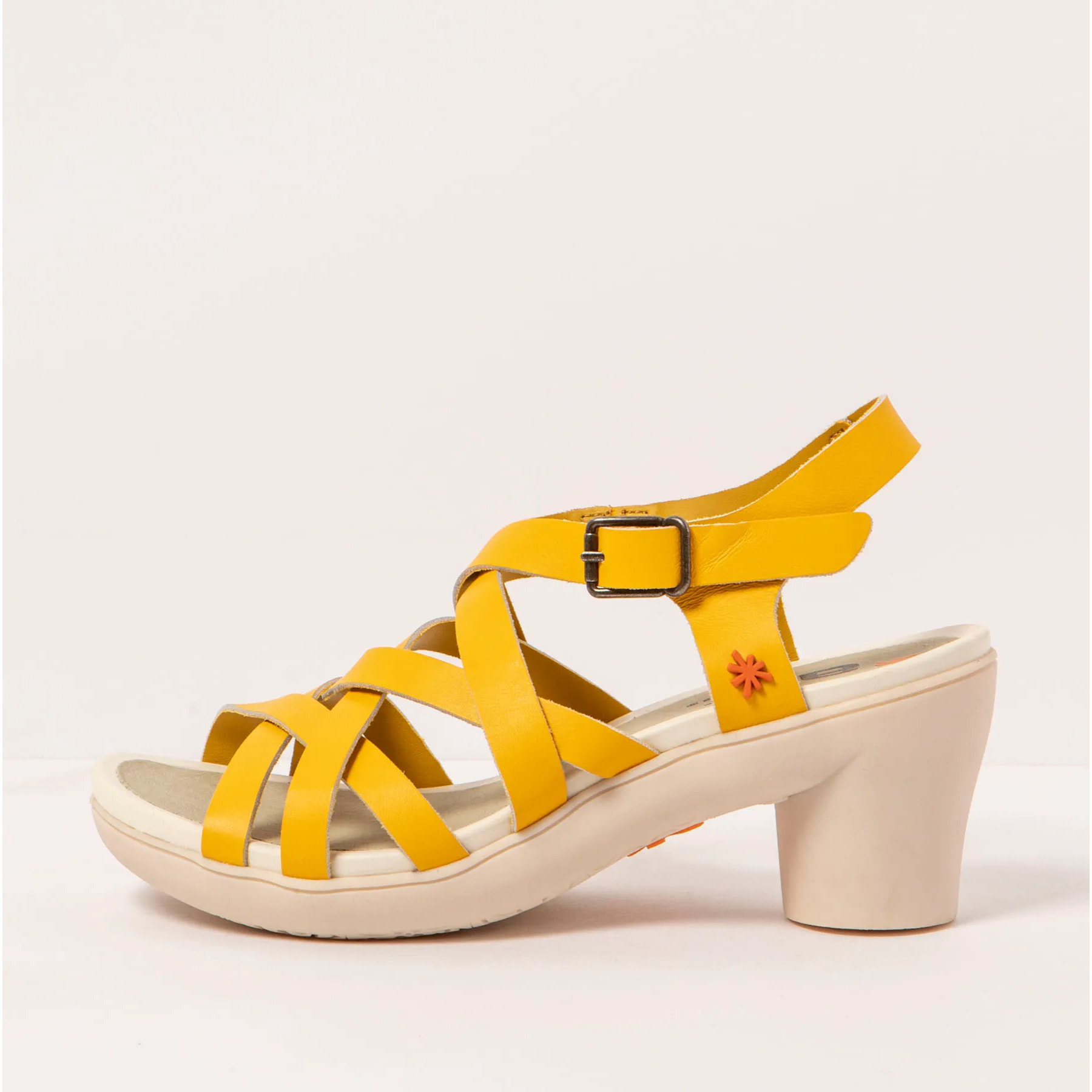 Sandalias 1477 NAPPA YELLOW / ALFAMA color Yellow