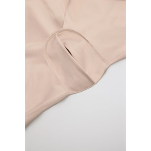 Body-up snellente con finiture nude invisibili