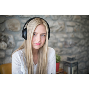 MAGNUSSEN H2 HEADPHONES en color Negro