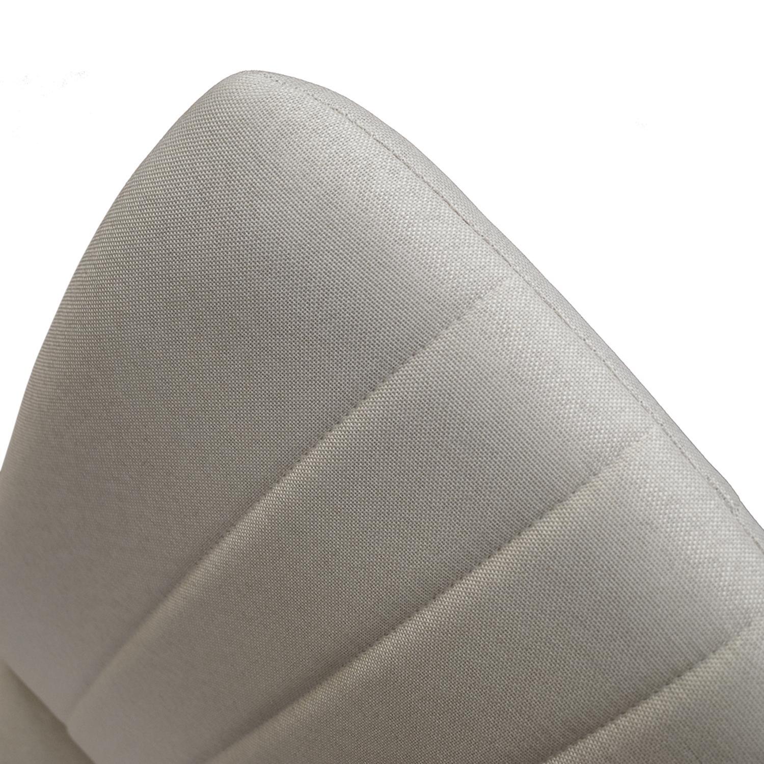 Set di 6 sedie AMSTERDAM in tessuto beige e gambe in metallo nero