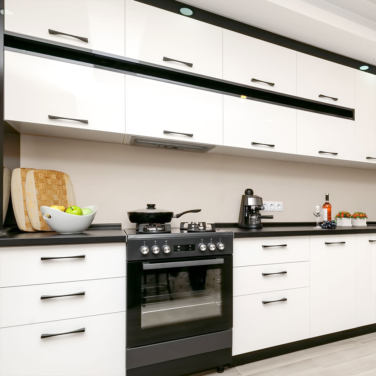 Rouleau adhésif décoratif Vinyle au Mètre - Blanc - Sticker Lavable Imperméable Mur Cuisine Meubles