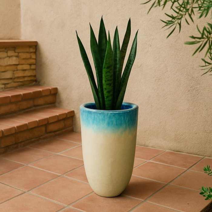 Vaso design in ceramica celeste e bianca 36x63 cm - Real