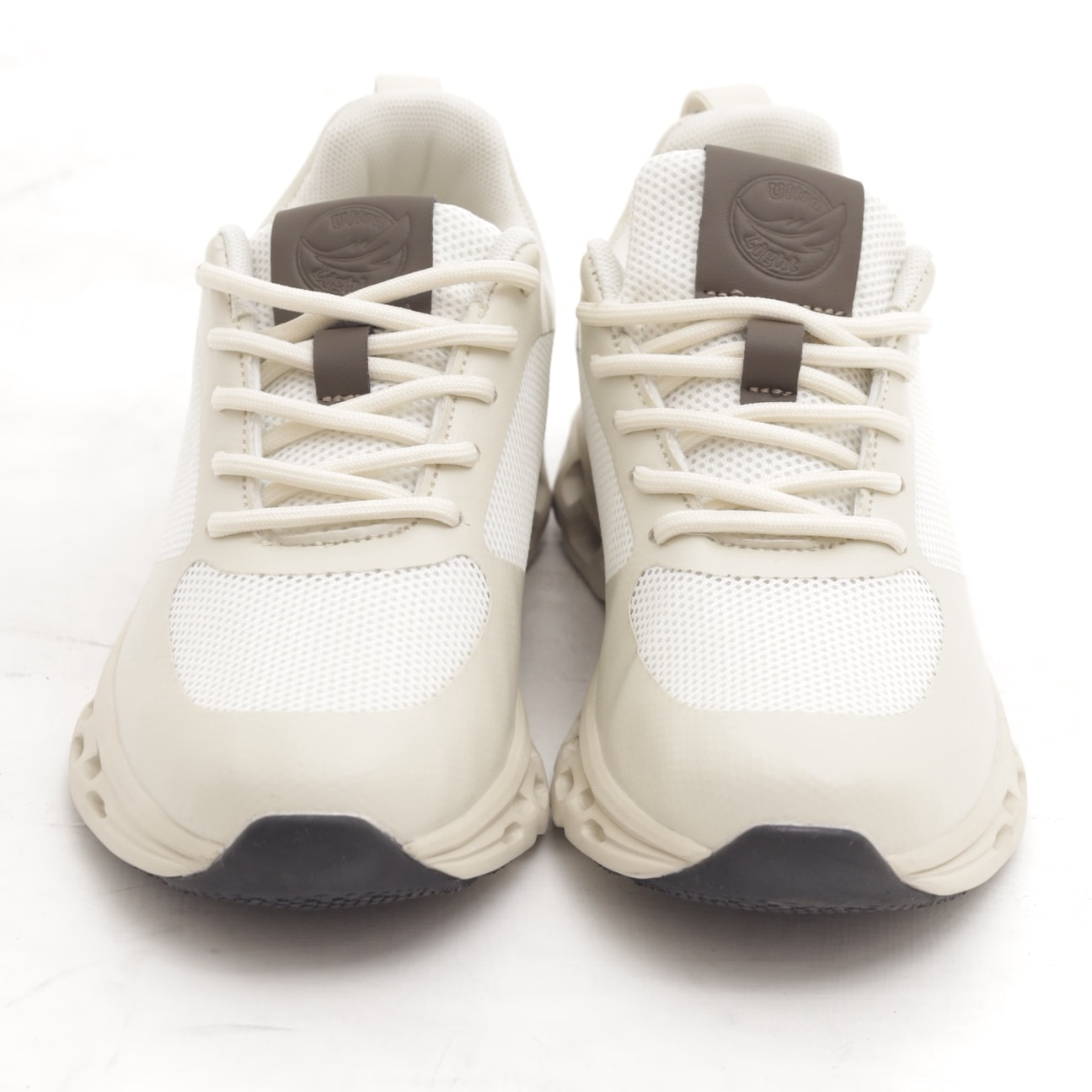 SNEAKERS RUNNING CLOUD GOMMA BEIGE