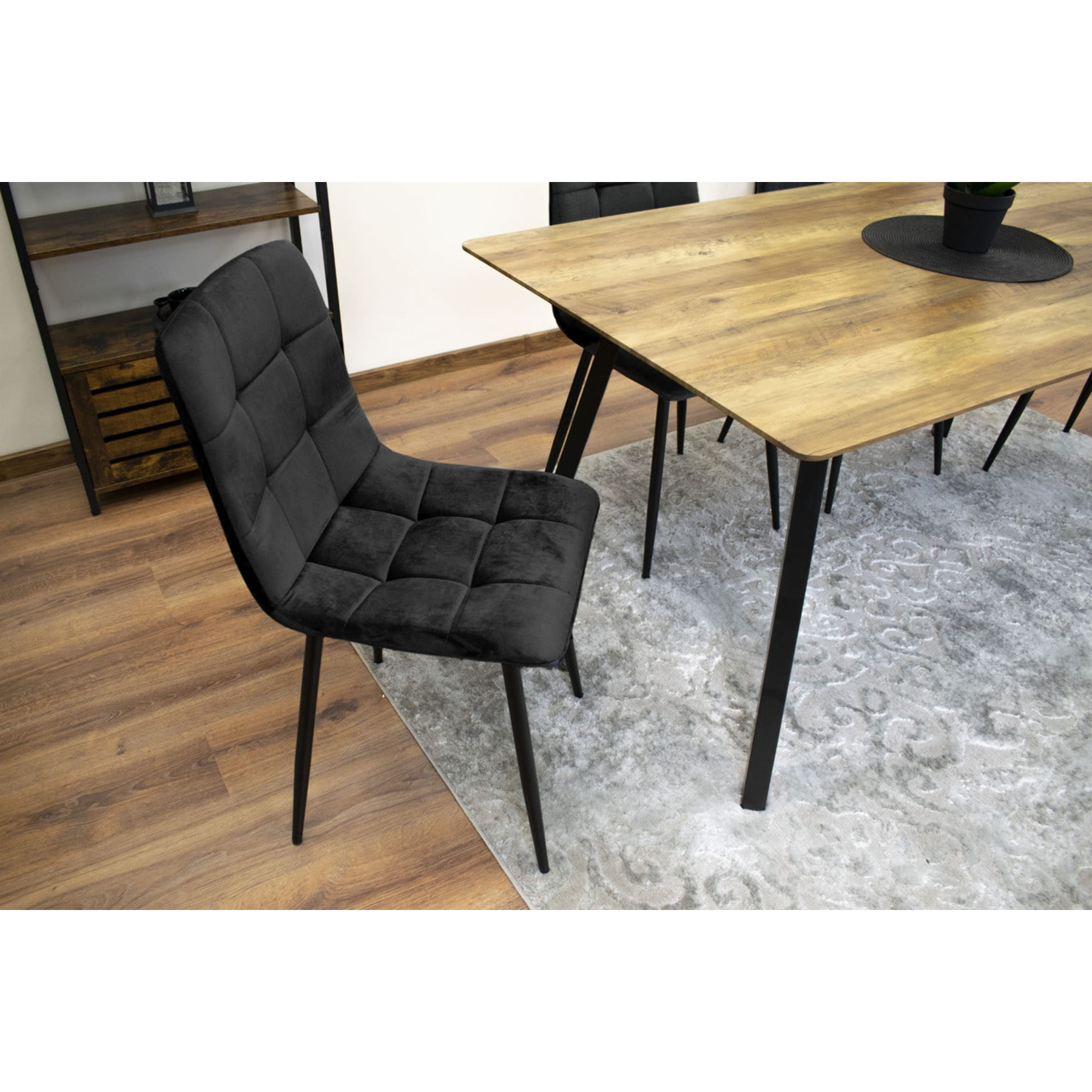 Set di 3 Sedie Kara in Velluto Nero e Metallo