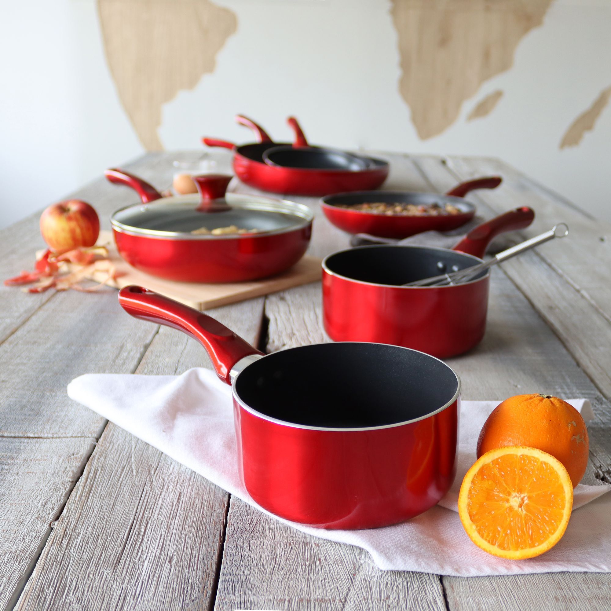 Batterie de cuisine 12 pièces aluminium rouge - tous feux CERISE