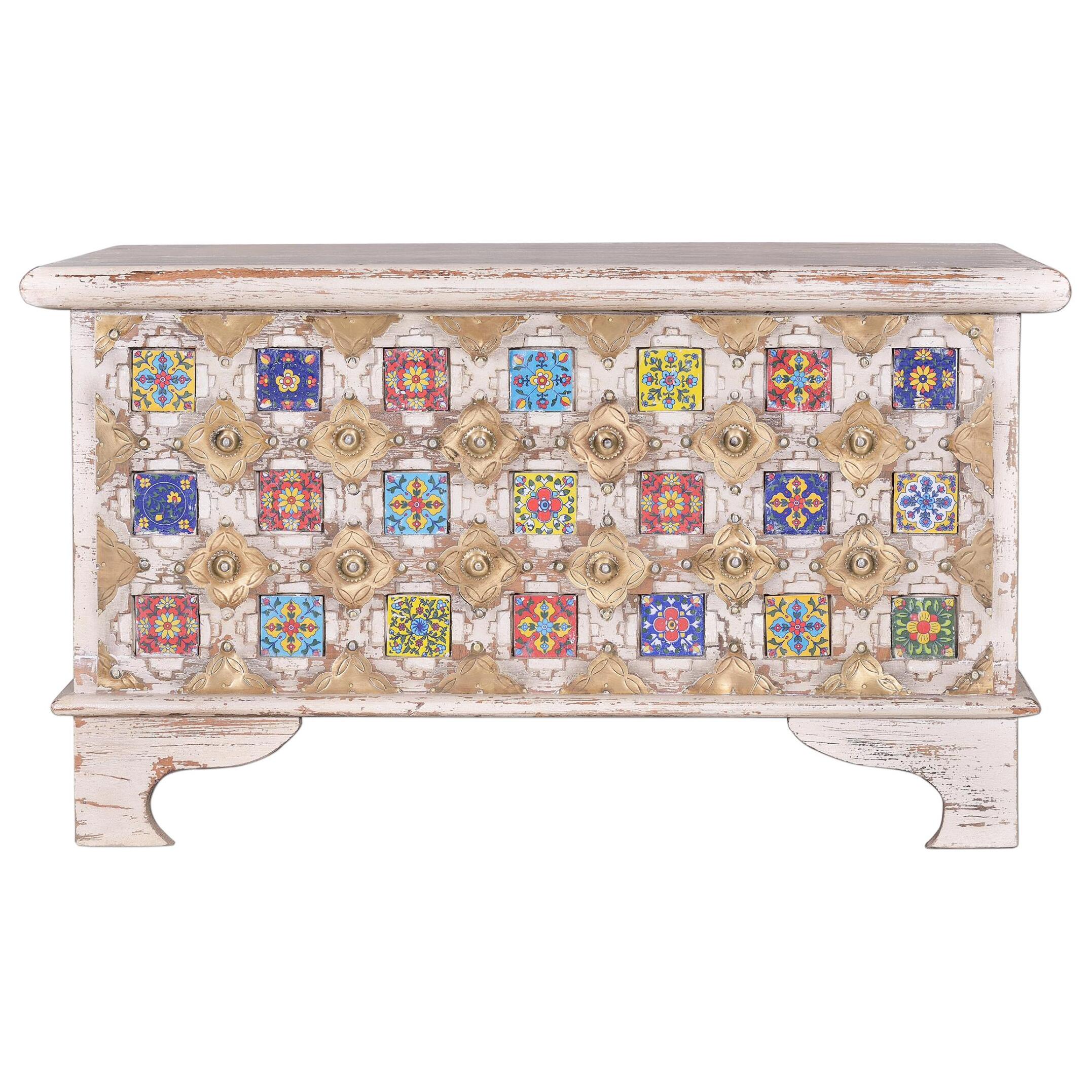 Baúl - madera de mango, cerámica y bronce - 80x40x46cm