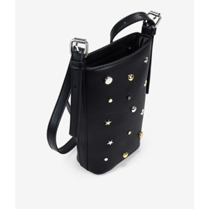 Bolso bandolera negro con apliques metálicos