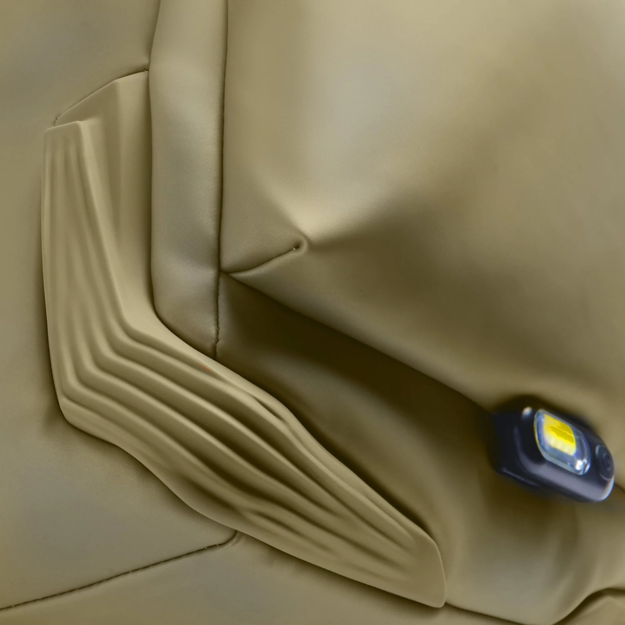 Piquadro Zaino per computer e iPad® con cinghia pettorale, porta bottiglia e RFID