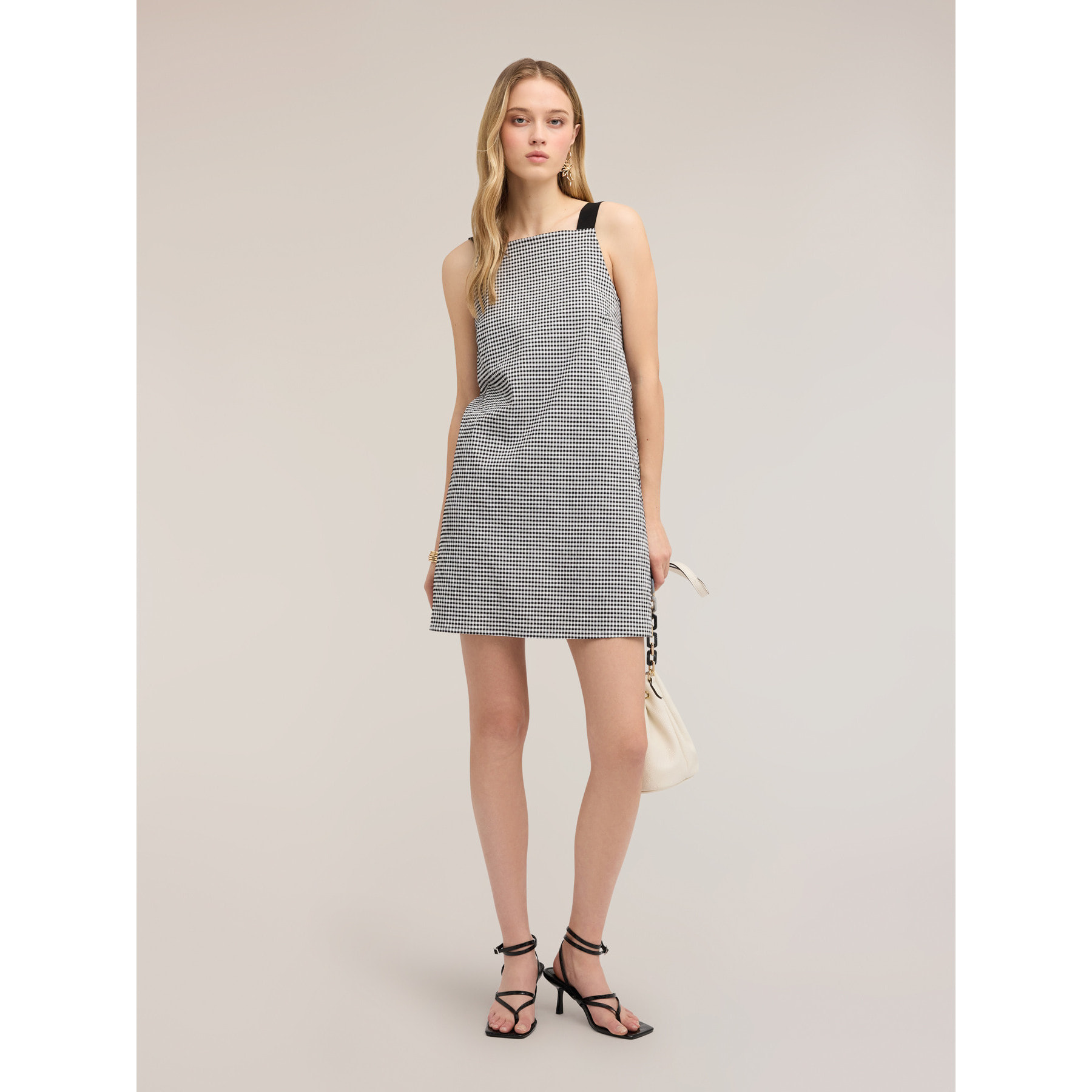 Motivi - Vestido corto de línea A con estampado vichy - Negro
