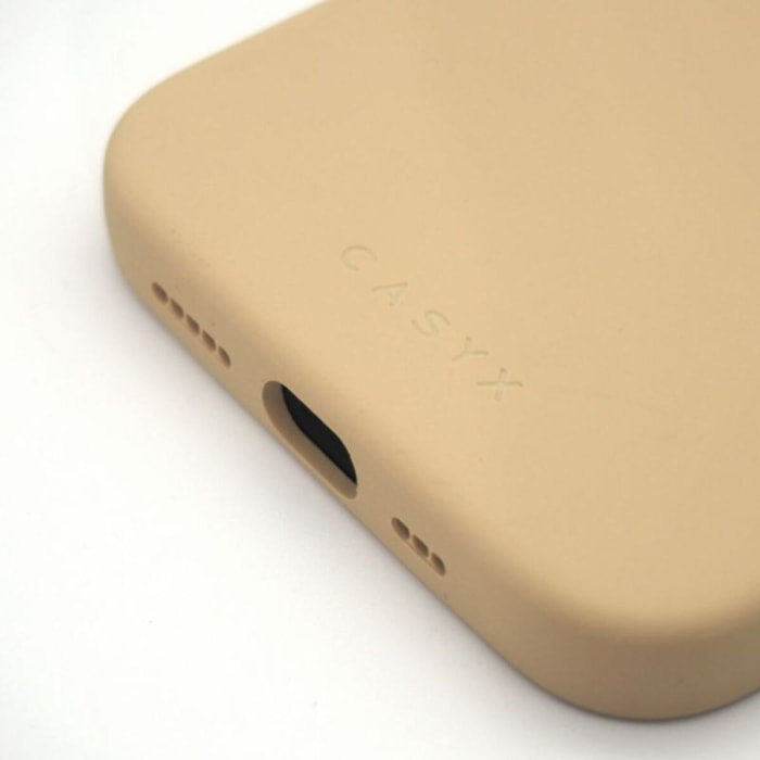 Coque CASYX iPhone 15 Plus Magsafe sillicone Beige