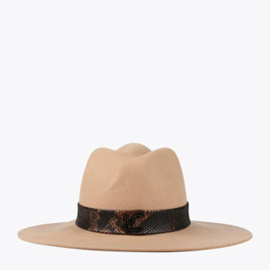 Cappello Fedora, feltro di lana, decorazione a nastro sulla corona