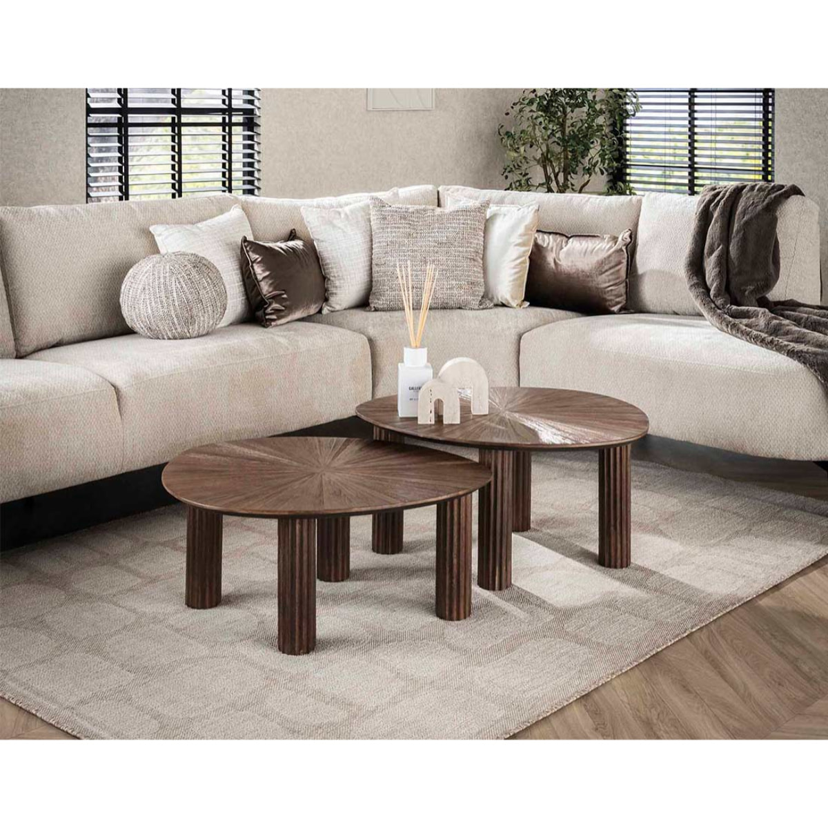 Tania - lot de 2 tables basses gigognes en teck massif - 75 cm - Bois