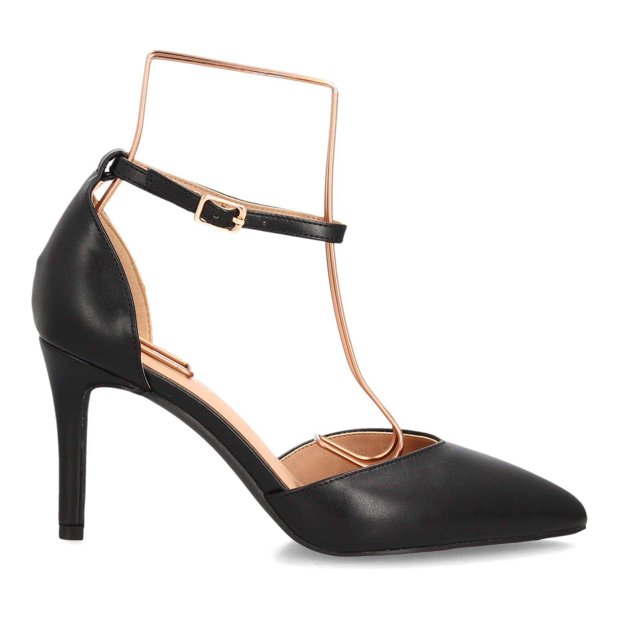 Zapatos elegantes de tacón fino para mujer.