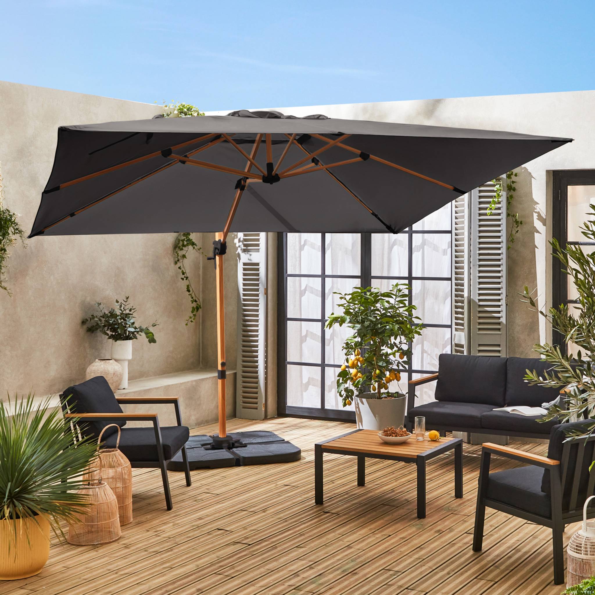 Parasol déporté carré 3x3m, mât effet bois FALGOS