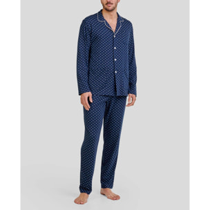 Pijama hombre estampado, parte superior abierta con botones, bolsillos de plastrón, manga larga y pantalón largo