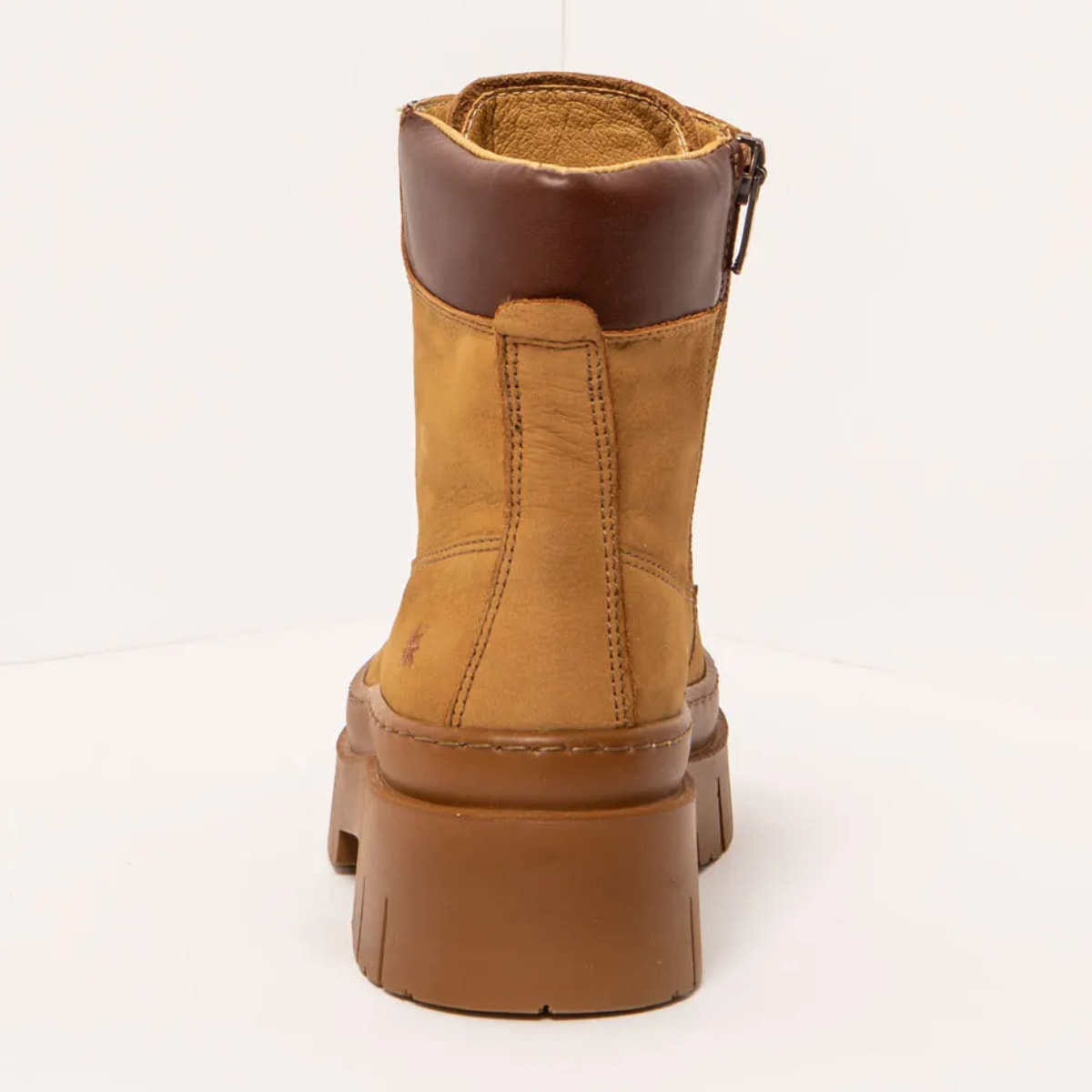 Botines 1967 NOBUCK KARAMEL/AMBERES color Karamel