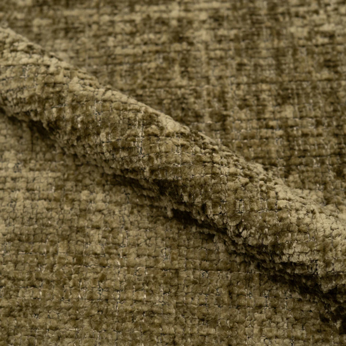 Chaise en velours chenillé vert olive et métal noir - Bloomy