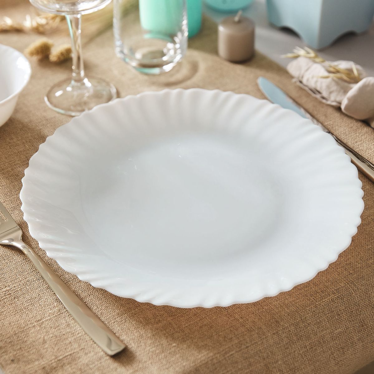 Assiette blanche 27 cm Feston - Luminarc