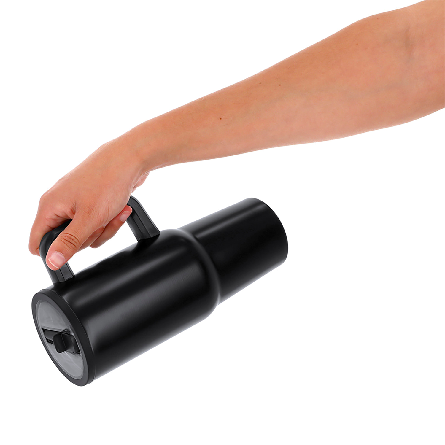 Jarra térmica de 870 ml de capacidad en Acero Inoxidable Reciclado con doble pared, tapadera hermética con boquilla plegable para beber y asa de transporte ergonómica. Libre de BPA