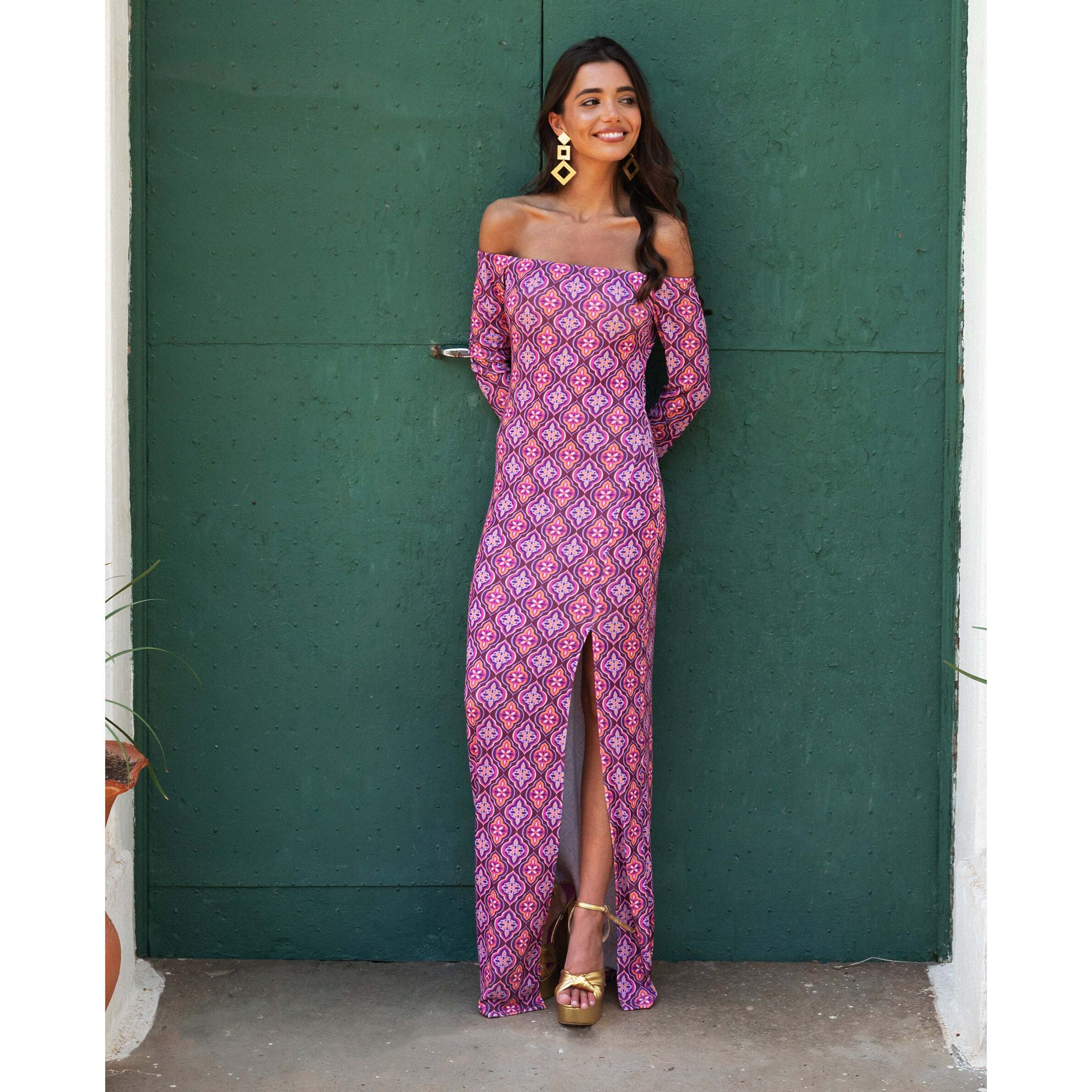 Vestido midi con escote bardot