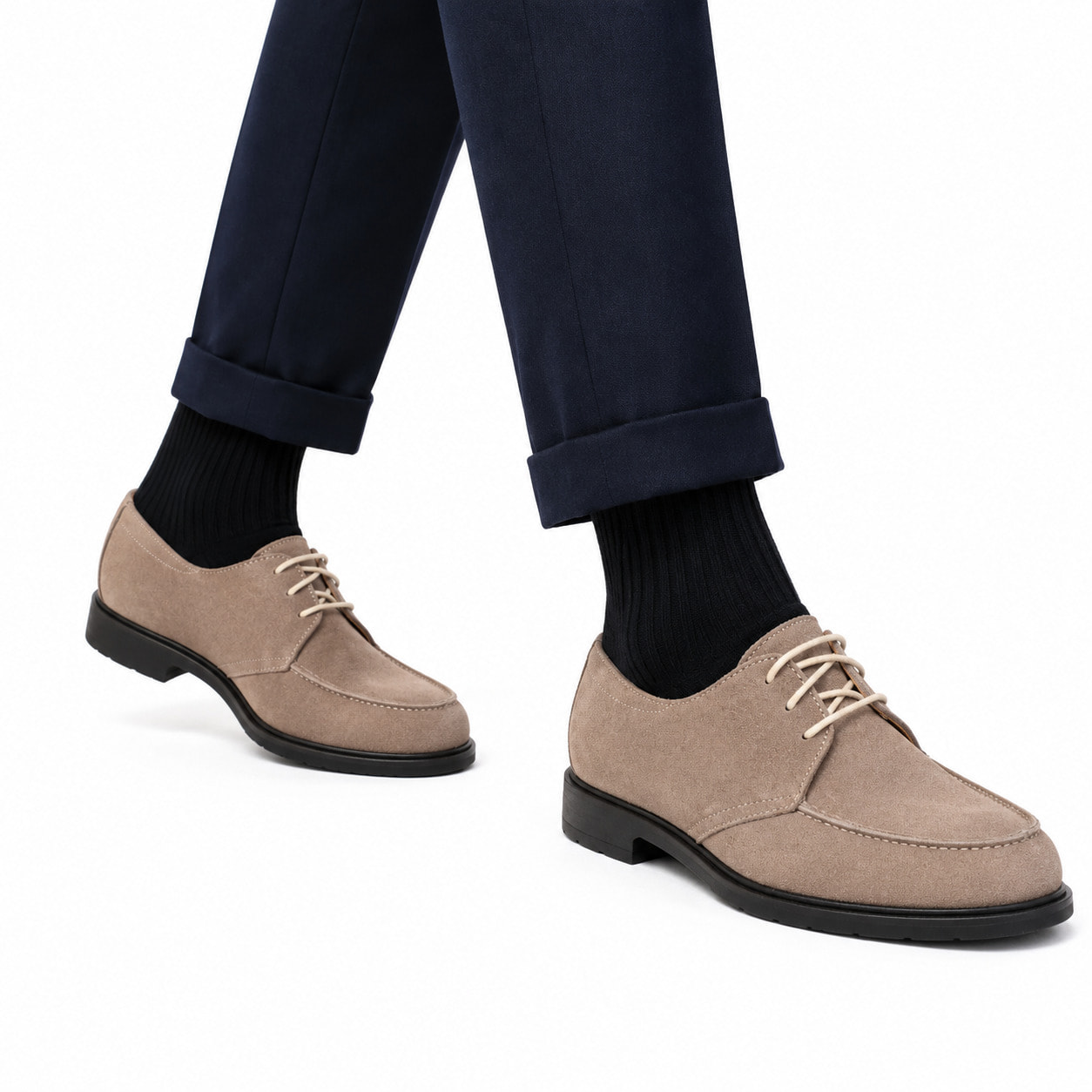 Derby stringate in camoscio con fondo light