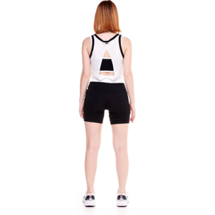 Pantalones cortos legging de mujer en blanco y negro.