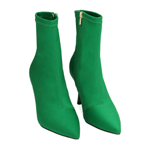 Botines de lycra verde, tacón 8,5 cm.