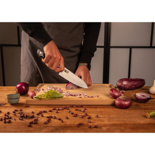 Il Set Base: 2 coltelli (coltello da ufficio + santoku)