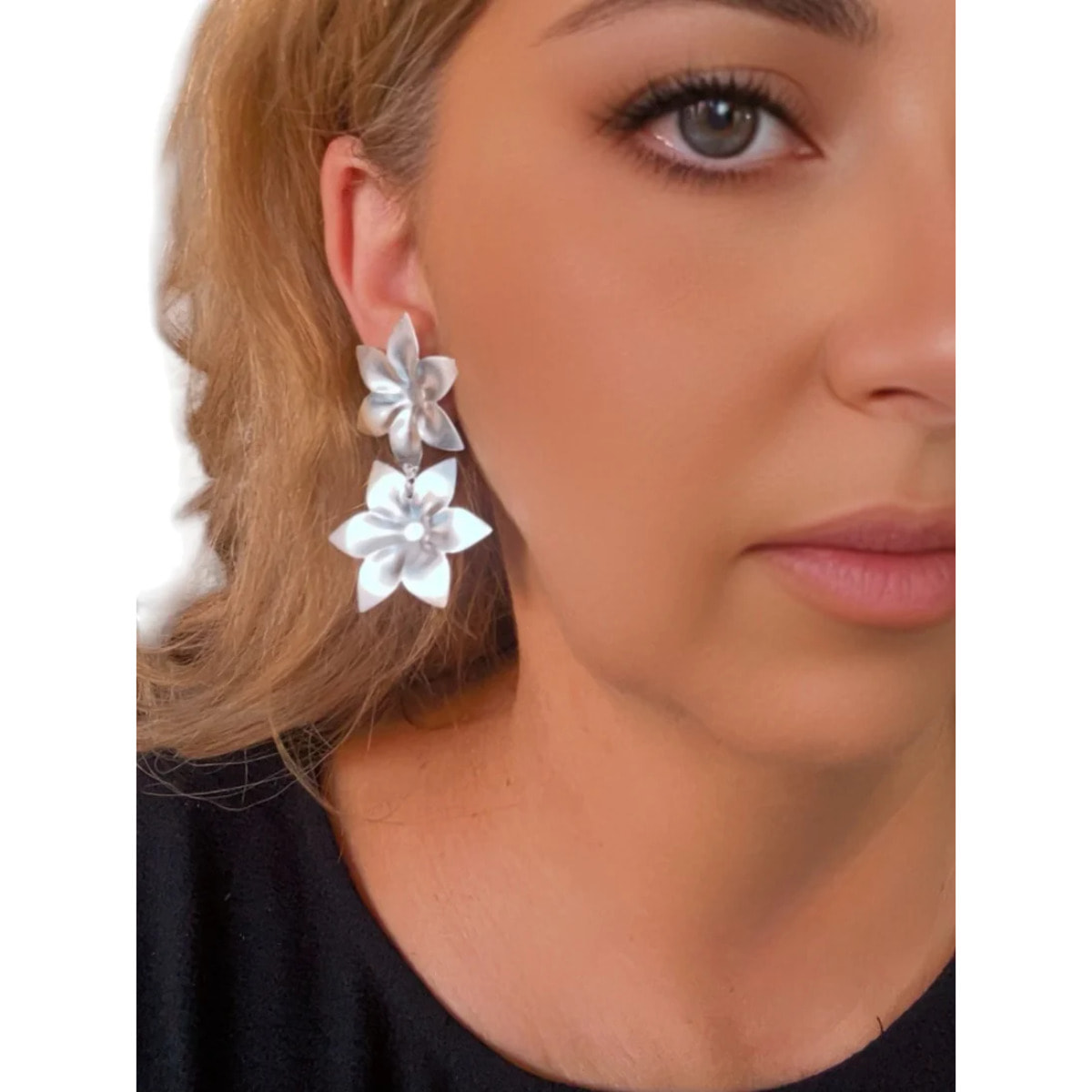 Pendiente doble flor colgante laton plata10µ