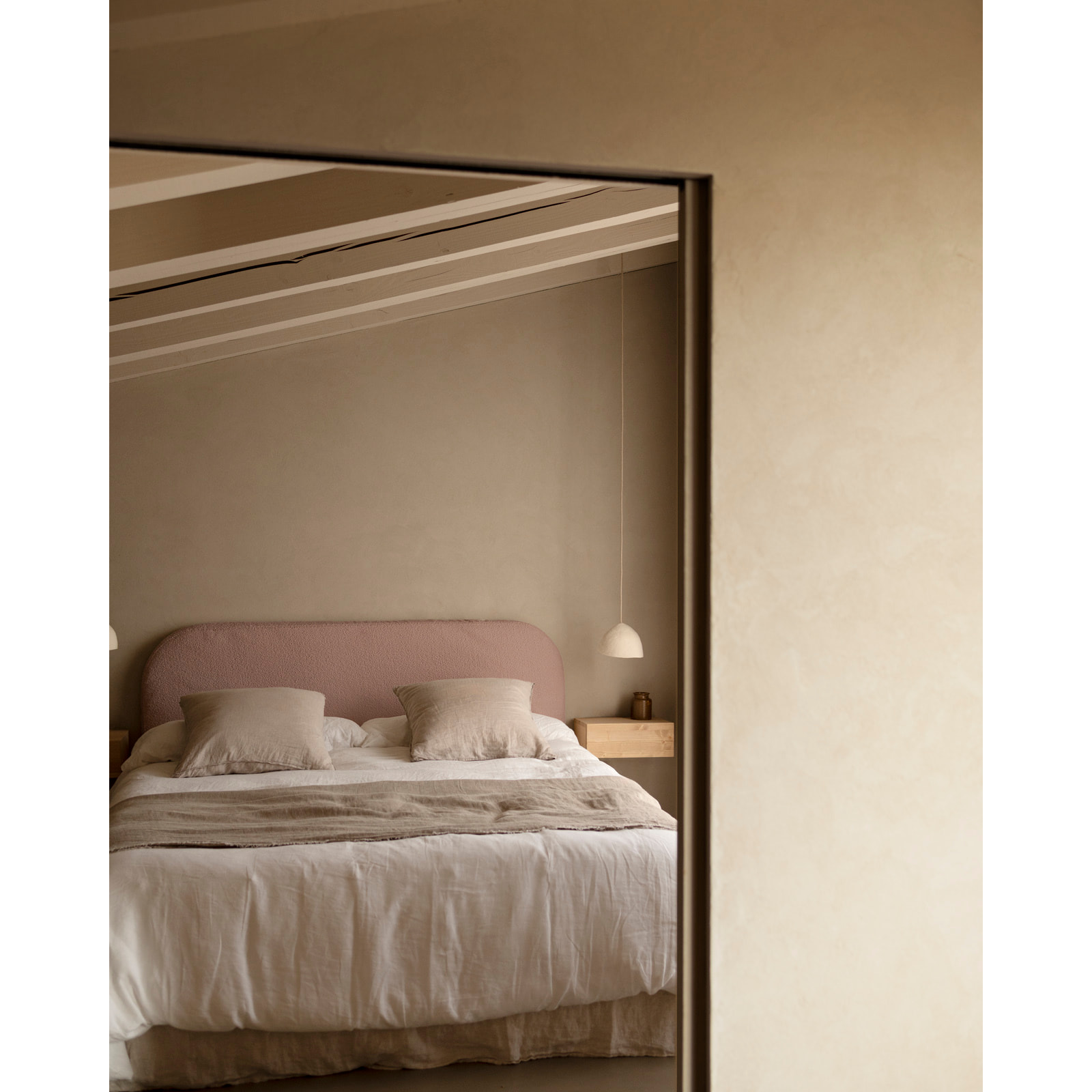 Tête de lit déhoussable en bouclé rose en différentes tailles