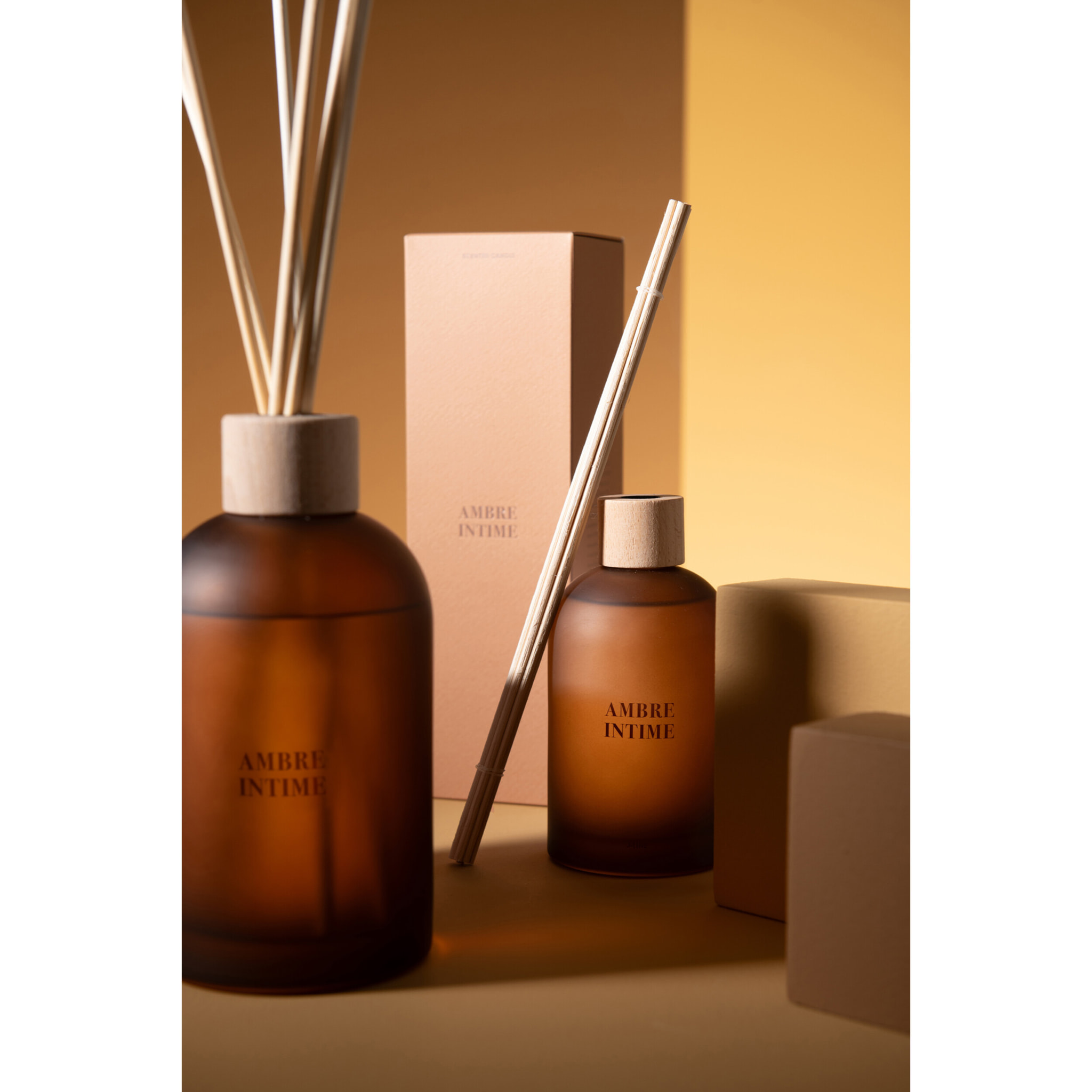 J-Line Bâtonnets parfumés  Accords Essentiels - Ambre Intime - ocre - 250ml