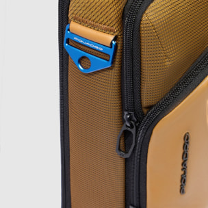 Piquadro Monospalla porta iPad®mini in tessuto riciclato e materiale bio-based con protezione RFID