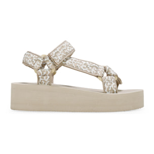 Sandalias deportivas con plataforma beige