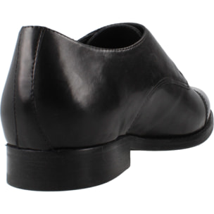 Zapatos de Vestir Hombre de la marca GEOX  modelo U16E3A 00043 NEGRO