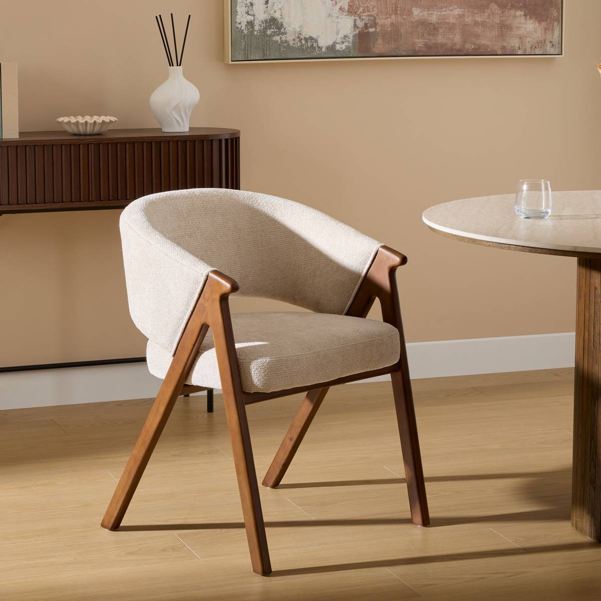 Fauteuil de table Amza H.79cm beige noyer