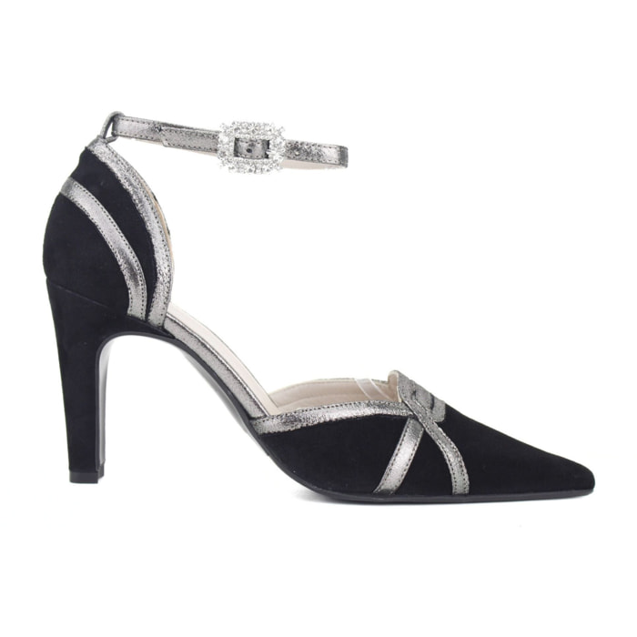 Zapato de salón de fiesta de ante color negro con ribete de plata y tacón de 9 cm