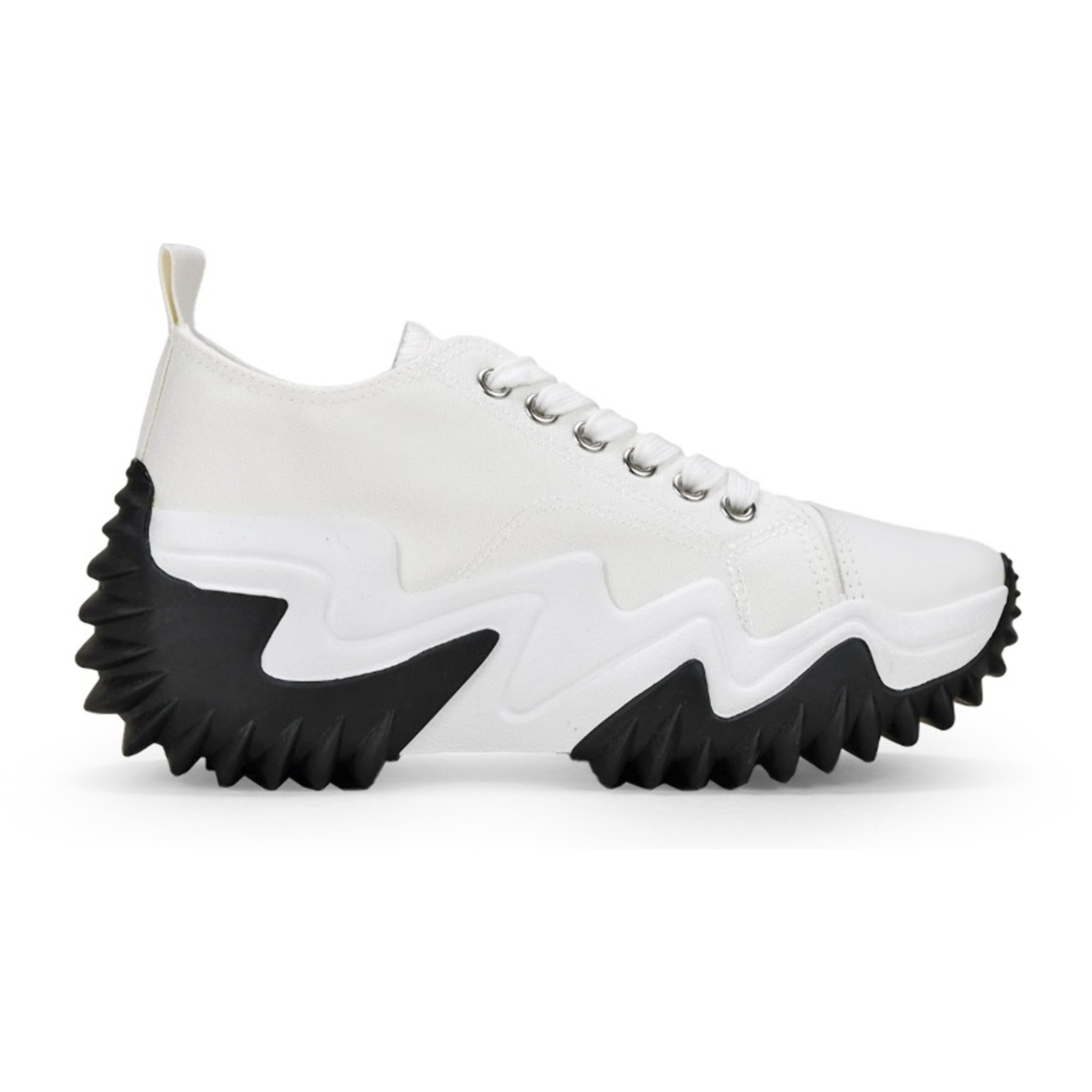 Zapatillas de tela blancas con plataforma y suela dentada