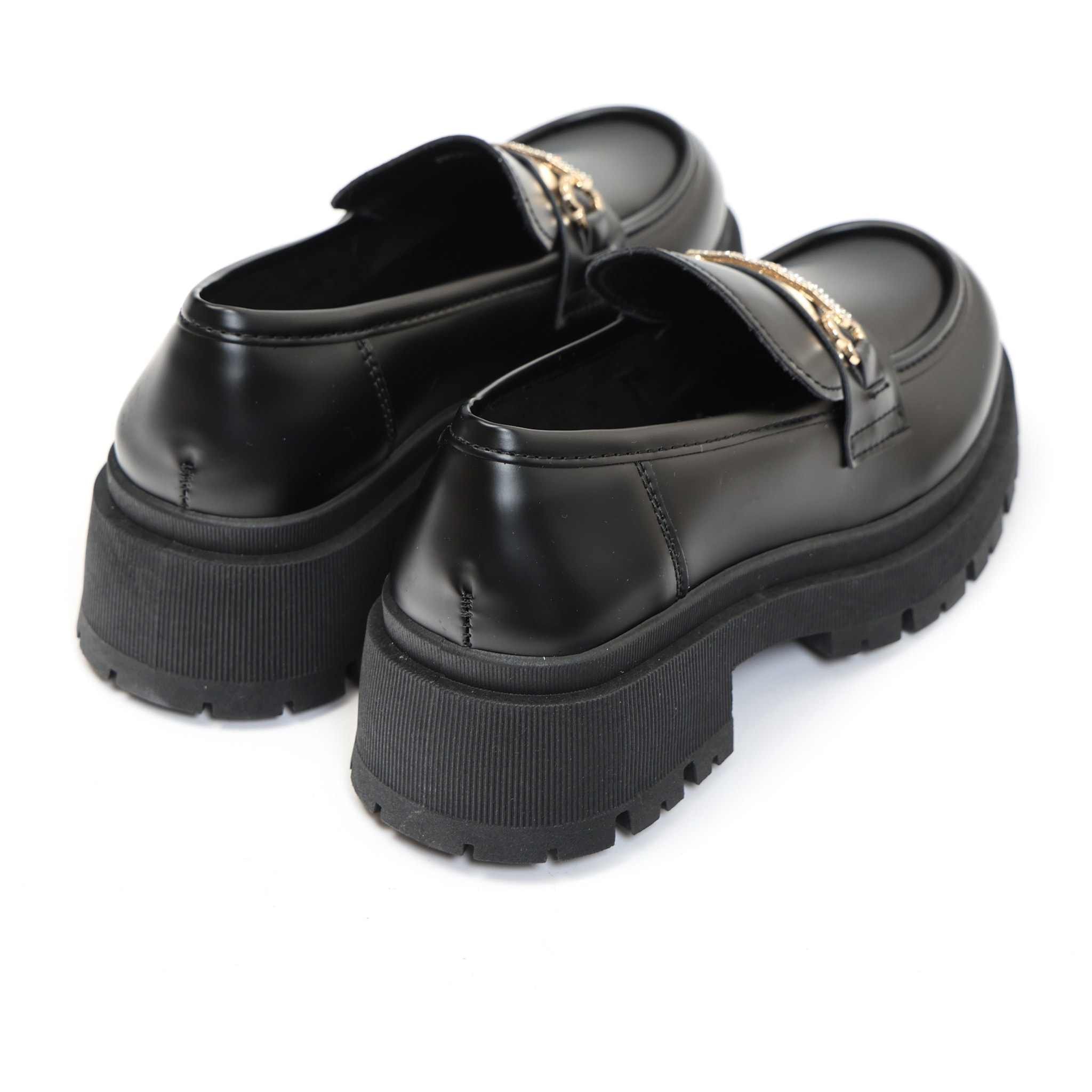 Mocassini in simil pelle platform con applicazione color oro