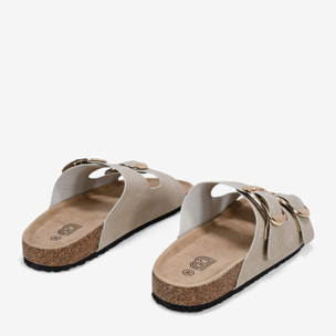Sandalias planas beige con dos hebillas