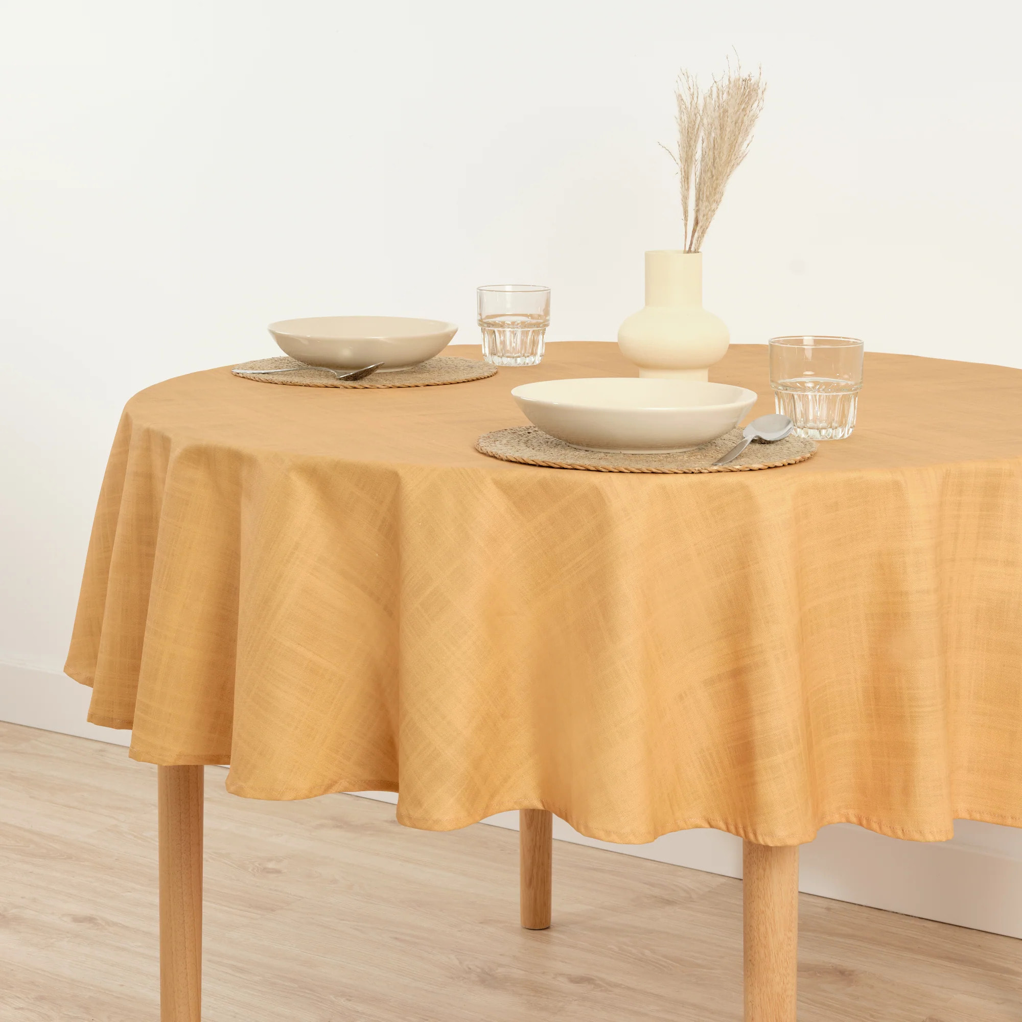Nappe ronde en résine anti-taches Moutarde
