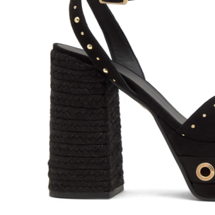 Sandalia Fruamba en ante con tachuelas y tacón de yute tintado